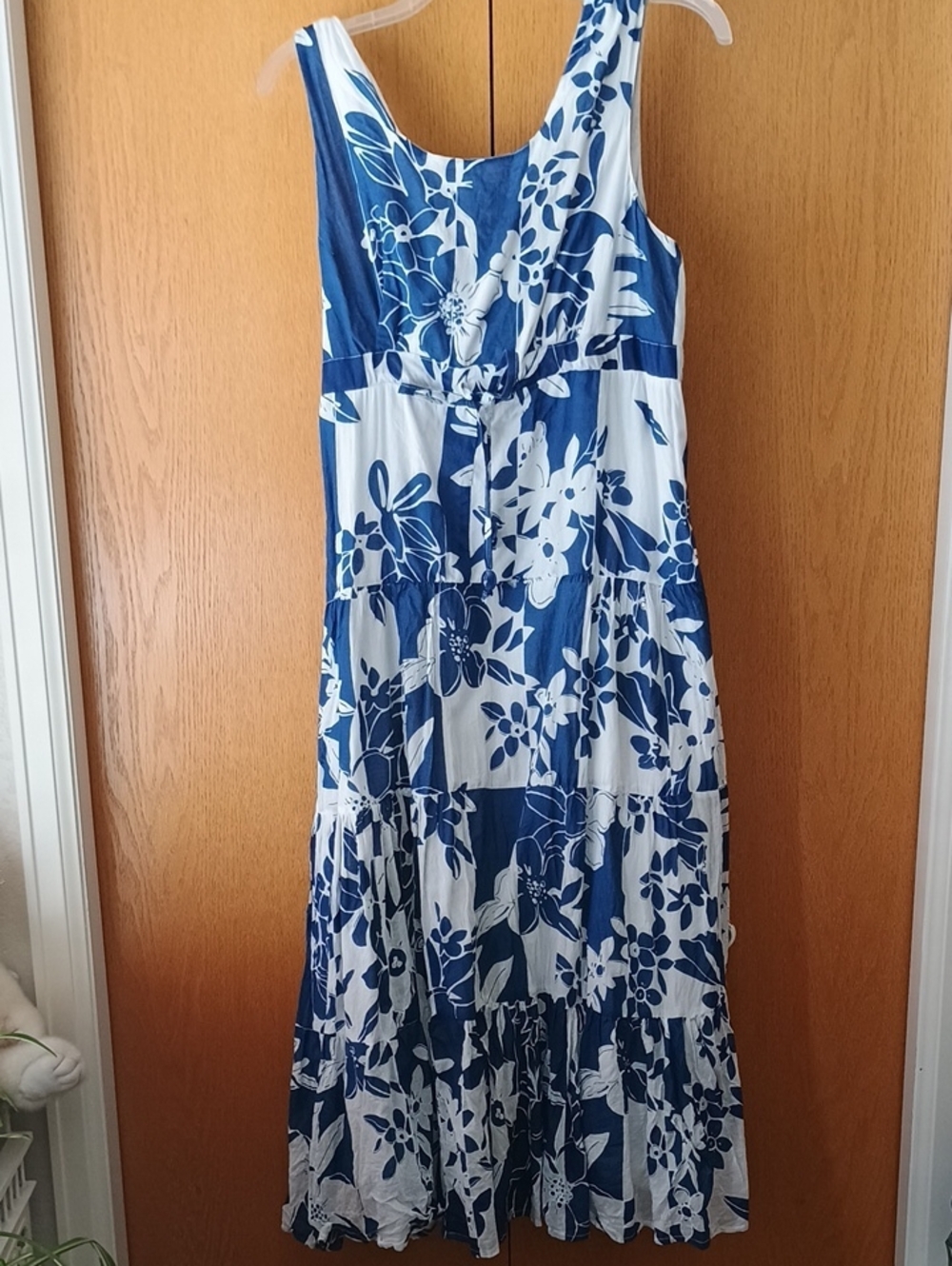 Vasna Desire Blue and White Floral Maxi Dress - Sleeveless, Cotton, Lined Sz Lg